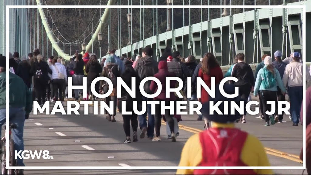 To honor Martin Luther King Jr., Portlanders march across St. John's Bridge